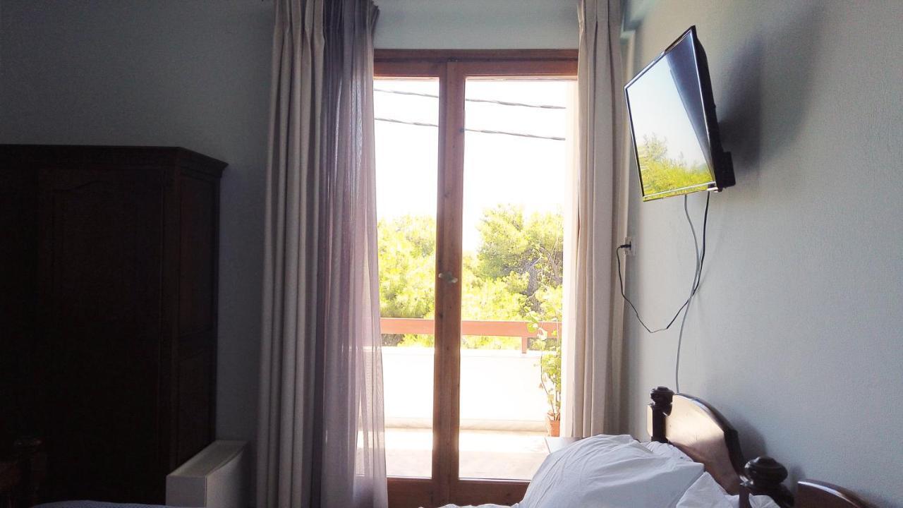 Fistiki Rooms Ajía Marína Kültér fotó
